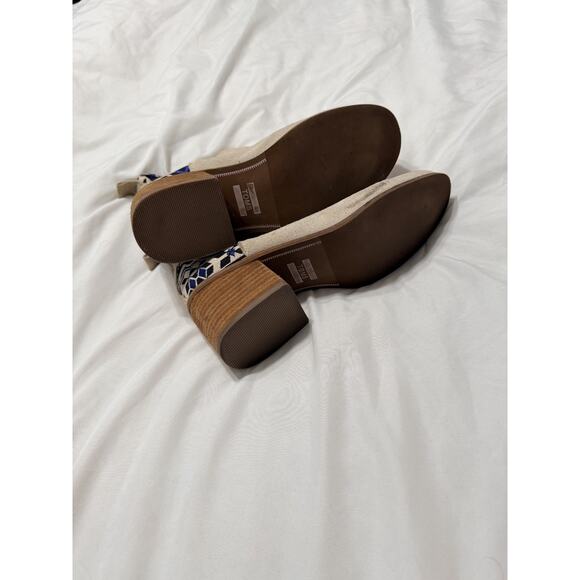 TOMS Aztec Women's Cream Booties - Size 9.5 NWOT - Picture 6 of 8